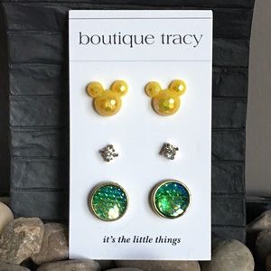 Trio Dainty Earrings IT’S THE LITTLE THINGS Card